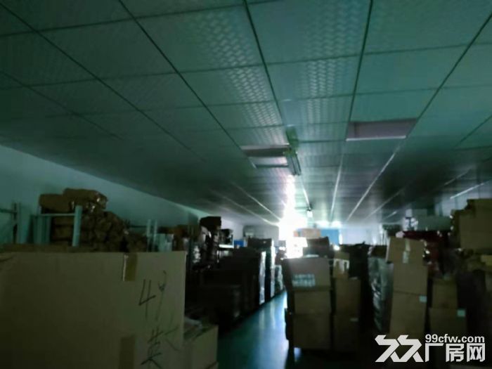 深圳宝安石岩石龙仔高速口楼上1100平精装工业厂房出租。-图7
