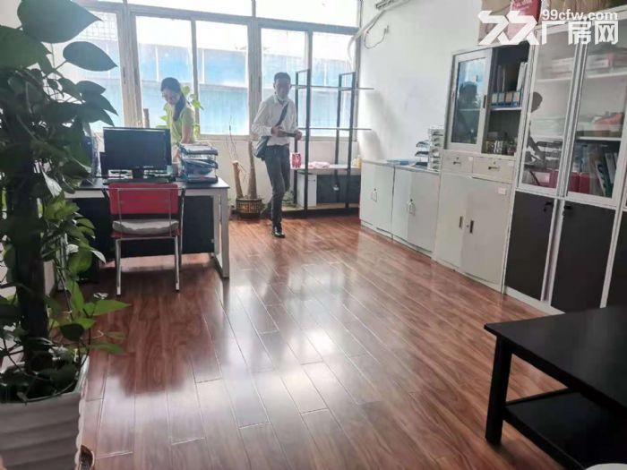 深圳龙华民治上芬地铁站附近350平精装办公室厂房出租。-图4